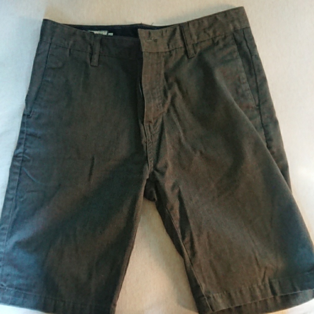 Volcom shorts
